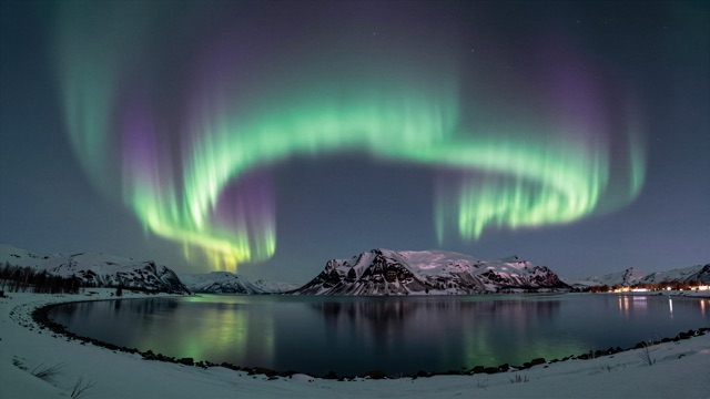 Aurore Islande lac